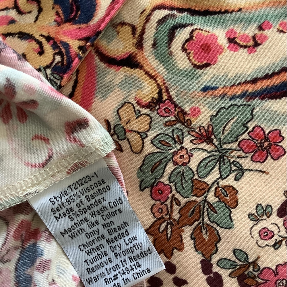 Johnny Was Beige Multi Paisley Print Tunic Blouse - Picture 8 of 8